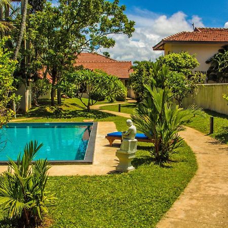 The Lagoon Villa Kurana Katunayaka Exterior foto